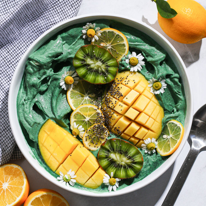 Spirulina Green Detox Smoothie Bowl